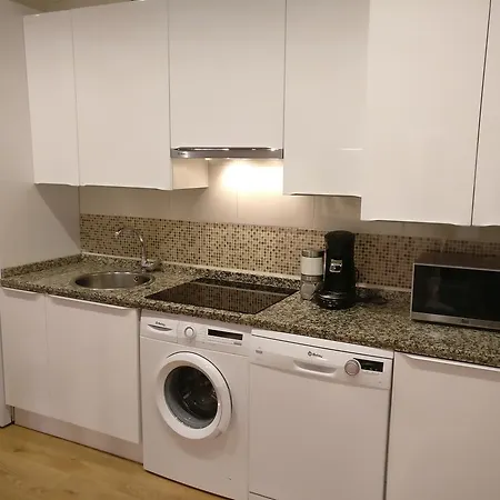 Espacioso Frente Al Palacio De Congresos - Aa